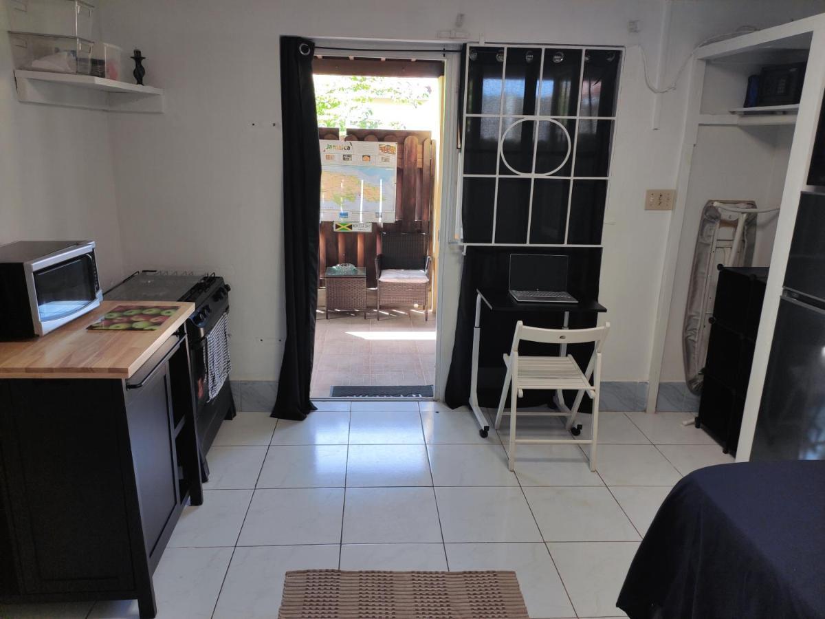 Montego Bay Garden Studio 외부 사진